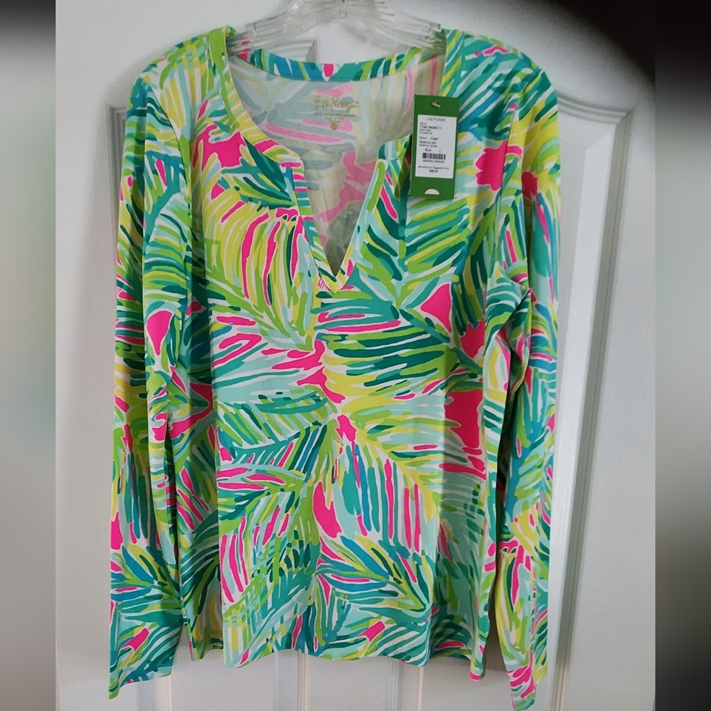 Lilly Pulitzer large long sleeve top